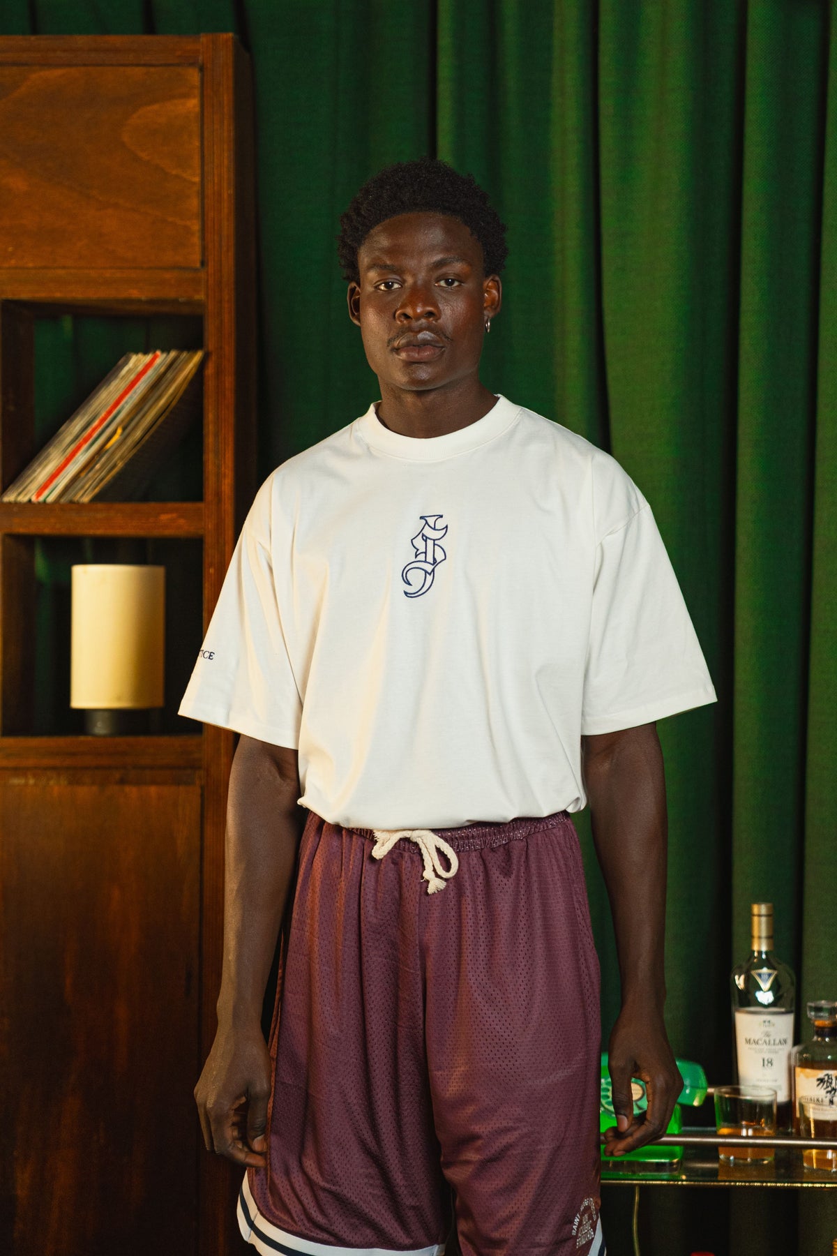 Camiseta Saint Judge Monograma Off com Marinho