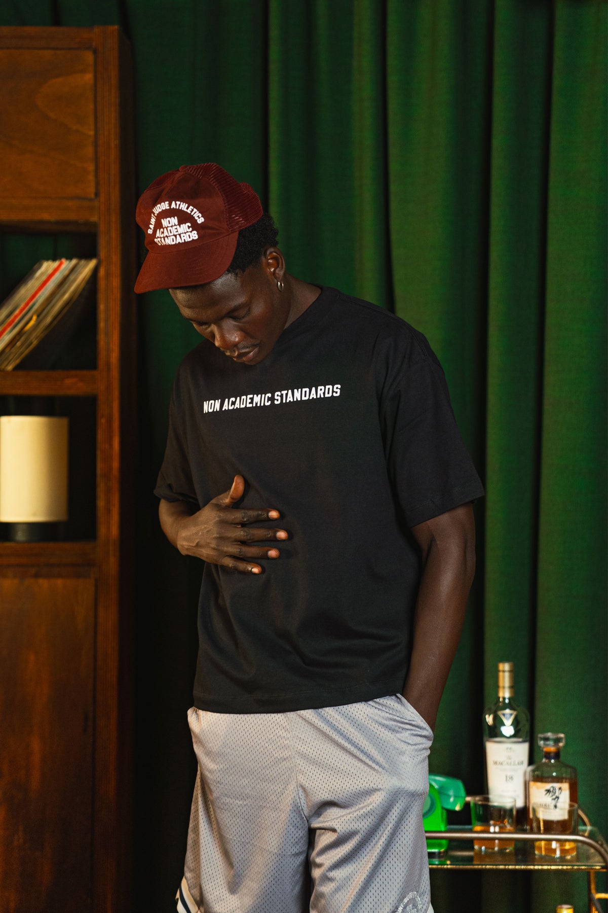 Camiseta Non Academic Standards