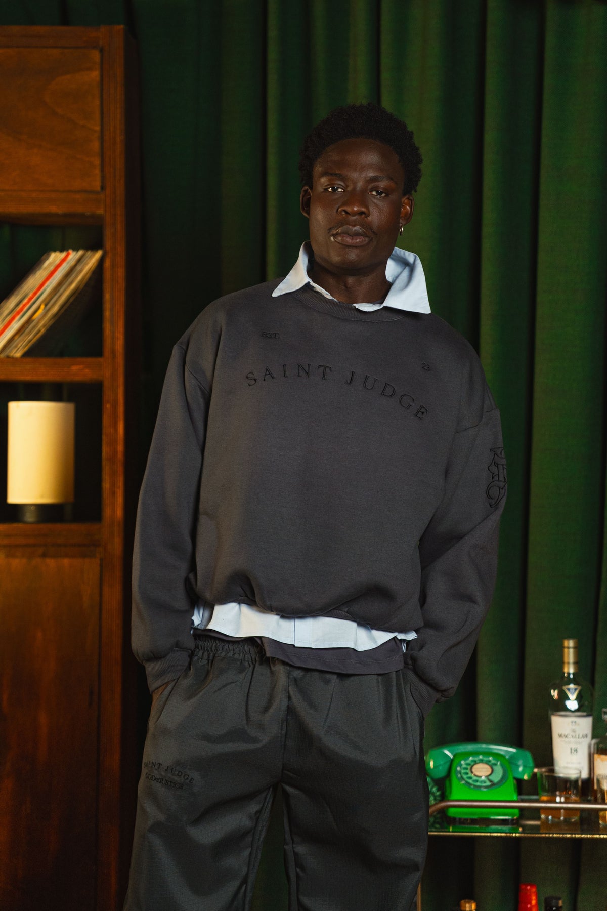Crewneck Est.23 Chumbo