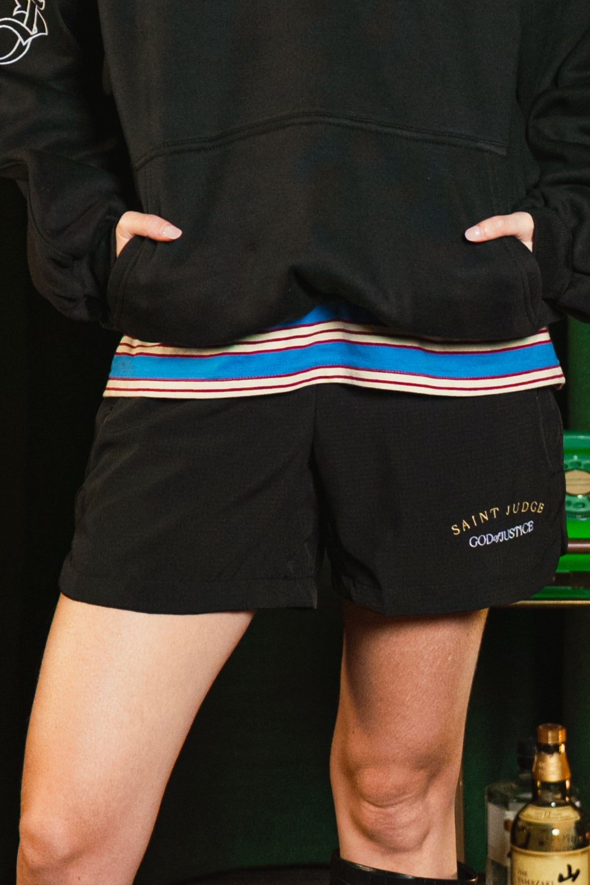 Shorts God of Justice Preto